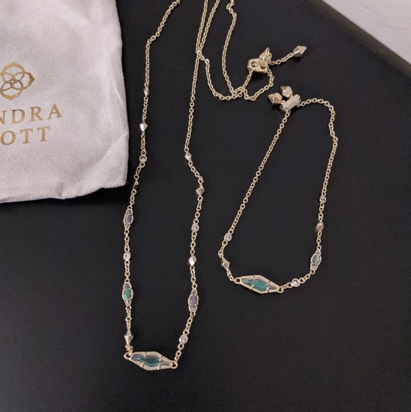 Kendra Scott Gold Necklace & Bracelet set - Picture 2 of 5